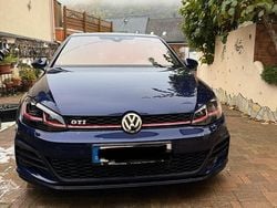 Blau Gebraucht 2017 VW Golf VII GTI Limousine | 21.500 € (Fairer Preis)