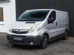 Silber Gebraucht 2012 Opel Vivaro Van | 6.500 € (Etwas zu teuer)