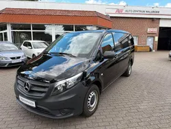 Schwarz Gebraucht 2023 Mercedes Vito Van / Kleinbus | 31.199 € (Guter Preis)