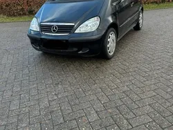 Schwarz Gebraucht 2004 Mercedes A140 Limousine | 1.250 €