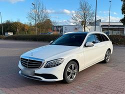 Weiß Gebraucht 2019 Mercedes C220 Exclusive Kombi | 22.449 € (Fairer Preis)