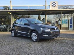 Grau Gebraucht 2016 VW Polo Trendline Limousine | 6.400 € (Fairer Preis)