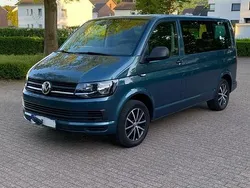Grün Gebraucht 2017 VW T6 Van | 28.600 €