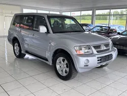 Coolsilber (m) Gebraucht 2006 Mitsubishi Pajero SUV | 16.990 € (Teuer)
