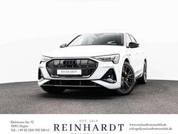 Gletscherweiß metallic Gebraucht 2022 Audi e-tron Black Edition SUV | 36.222 € (Superpreis)