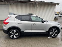 Silver dawn Gebraucht 2023 Volvo XC40 Plus SUV | 34.990 € (Fairer Preis)