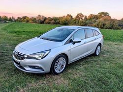 Silber Gebraucht 2017 Opel Astra Edition Kombi | 5.299 € (Fairer Preis)