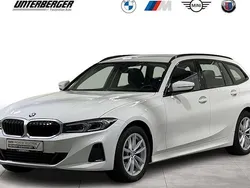 Alpinweiß uni Gebraucht 2024 BMW 320 Comfort Edition Kombi | 39.790 € (Fairer Preis)