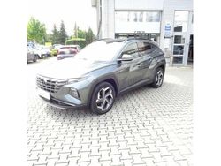 Gruen (metallic) Gebraucht 2021 Hyundai Tucson SUV | 27.665 € (Etwas zu teuer)