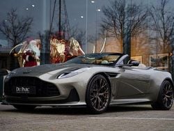 Grau Gebraucht 2024 Aston Martin DB12 Cabrio | 309.888 €