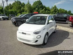 Arktis weiß Gebraucht 2023 Fiat 500e Kleinwagen | 23.990 € (Fairer Preis)