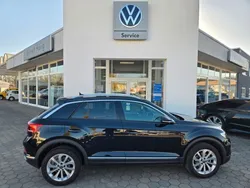 Schwarz Gebraucht 2024 VW T-Roc Style SUV | 28.900 € (Fairer Preis)