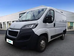 Weiß Gebraucht 2023 Peugeot Boxer Premium Van | 23.490 €