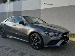 Grau Gebraucht 2020 Mercedes CLA250e AMG line Limousine | 29.200 € (Fairer Preis)
