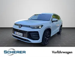 Weiß Gebraucht 2025 VW Tayron Sound SUV | 56.650 €
