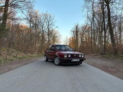 Rot Gebraucht 1988 VW Golf II GTI Kleinwagen | 10.500 €