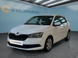 Weiß Gebraucht 2021 Skoda Fabia Kleinwagen | 12.499 € (Fairer Preis)