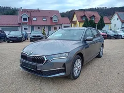 Grau Neu 2025 Skoda Octavia Selection Kombi | 34.749 € (Guter Preis)