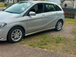 Silber Gebraucht 2013 Mercedes B180 Van / Kleinbus | 11.300 € (Fairer Preis)