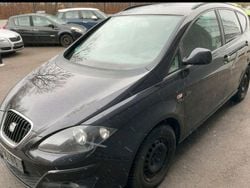 Schwarz Gebraucht 2011 Seat Altea XL Ecomotive Van / Kleinbus | 4.700 € (Teuer)