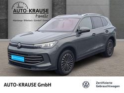 Gruen Gebraucht 2024 VW Tiguan Elegance SUV | 43.990 € (Fairer Preis)