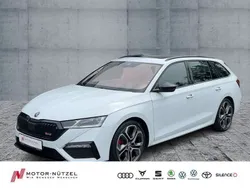 Weiß Gebraucht 2022 Skoda Octavia RS Kombi | 31.750 € (Fairer Preis)