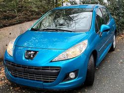 Blau Gebraucht 2012 Peugeot 207 Kleinwagen | 3.199 €