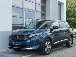 Gebraucht 2021 Peugeot 5008 Allure Van / Kleinbus | 22.690 € (Etwas zu teuer)
