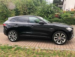 Schwarz Gebraucht 2017 Jaguar F-Pace SUV | 25.990 €