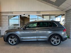 Grau Gebraucht 2018 VW Tiguan Highline SUV | 21.890 € (Etwas zu teuer)