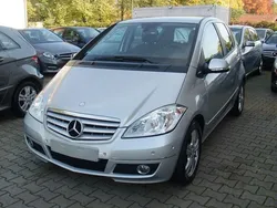 Silber Gebraucht 2009 Mercedes A160 Avantgarde Limousine | 6.990 € (Etwas zu teuer)