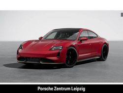 Rot Gebraucht 2024 Porsche Taycan Turbo S Limousine | 158.800 €