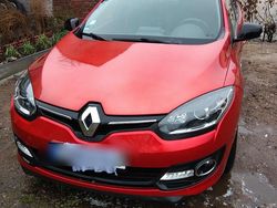 Rot Gebraucht 2016 Renault Mégane GrandTour Kombi | 3.750 € (Superpreis)