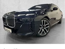 Schwarz Gebraucht 2024 BMW 740 Comfort Edition Limousine | 87.900 € (Fairer Preis)