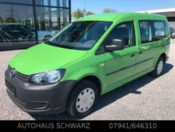 Grün Gebraucht 2012 VW Caddy Maxi Trendline Van / Kleinbus | 9.950 € (Fairer Preis)