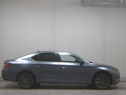 Quarzgrau metallic Gebraucht 2017 Skoda Superb Style Limousine | 14.590 € (Superpreis)