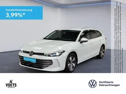 Oryxweiß perlmutteffekt Gebraucht 2024 VW Passat Business Kombi | 30.850 € (Teuer)