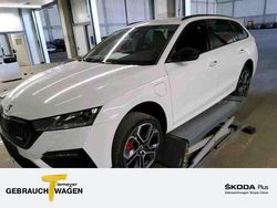 Weiß Gebraucht 2022 Skoda Octavia RS Kombi | 28.110 € (Guter Preis)