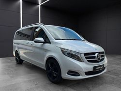 Weiß Gebraucht 2015 Mercedes V250 Van / Kleinbus | 35.999 € (Fairer Preis)
