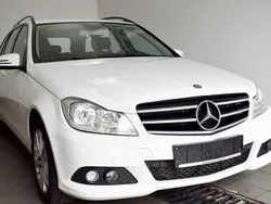 Weiß Gebraucht 2013 Mercedes C180 Elegance Kombi | 6.850 € (Guter Preis)