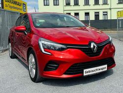 Rot Gebraucht 2021 Renault Clio V Zen Kleinwagen | 9.999 € (Fairer Preis)