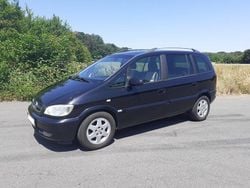 Schwarz Gebraucht 2005 Opel Zafira Van / Kleinbus | 900 € (Guter Preis)