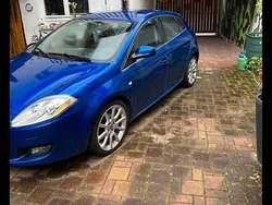 Blau Gebraucht 2009 Fiat Bravo Kleinwagen | 3.000 € (Fairer Preis)