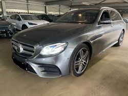 Grau Gebraucht 2018 Mercedes E400 AMG Limousine | 38.490 € (Etwas zu teuer)
