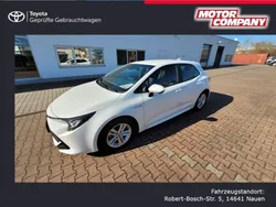 Weiß Gebraucht 2021 Toyota Corolla Business Edition Limousine | 19.990 € (Guter Preis)