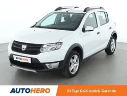 Weiß Gebraucht 2015 Dacia Sandero Stepway Ambiance Kleinwagen | 8.790 € (Fairer Preis)