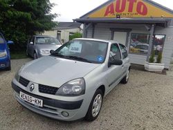 Grau Gebraucht 2004 Renault Clio II Authentique Kleinwagen | 2.750 € (Fairer Preis)