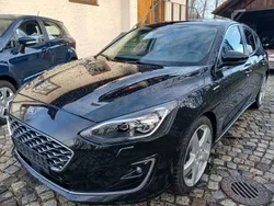 Schwarz Gebraucht 2019 Ford Focus Vignale Limousine | 14.999 € (Guter Preis)