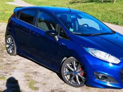 Blau Gebraucht 2025 Ford Fiesta Kleinwagen | 7.800 €