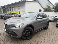 Grigio magnesio Gebraucht 2019 Alfa Romeo Stelvio Super SUV | 25.980 € (Fairer Preis)